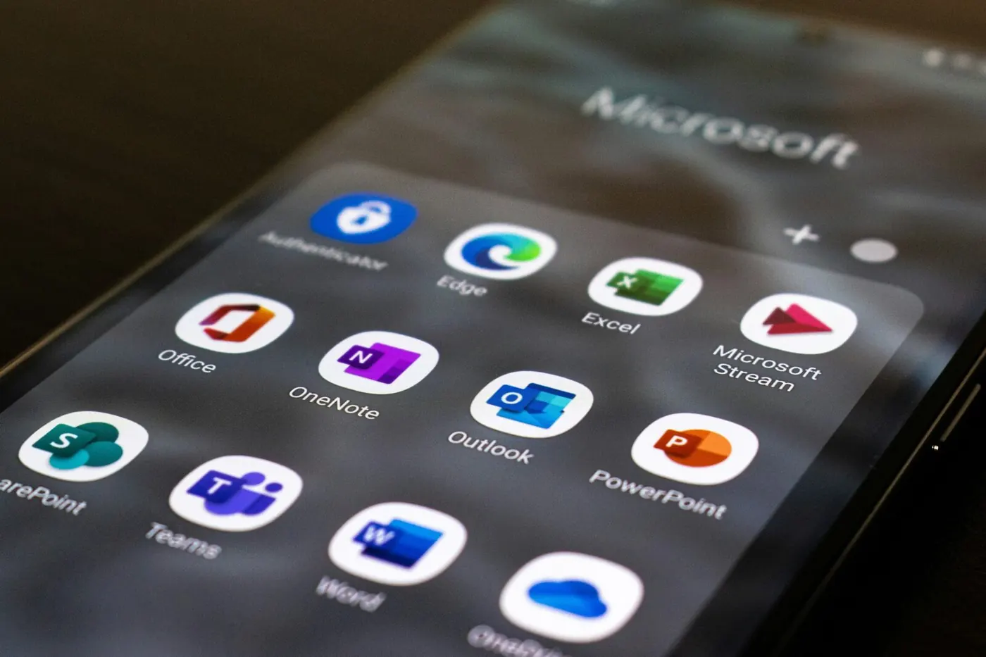 Applications de la suite Microsoft Office : Excel, Word, PowerPoint, Outlook
